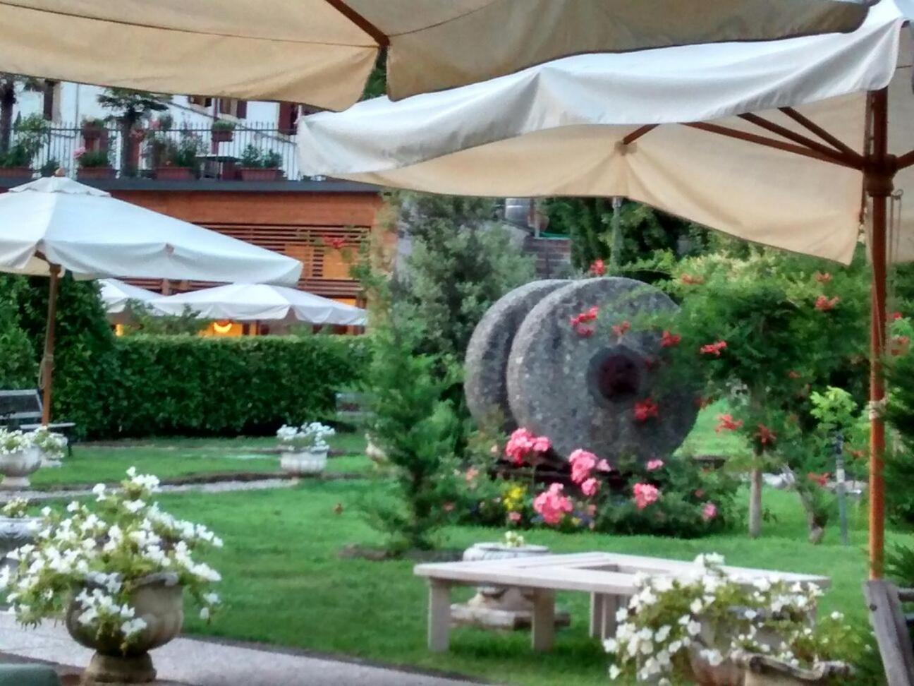 Resort La Mola Sommacampagna Exterior foto