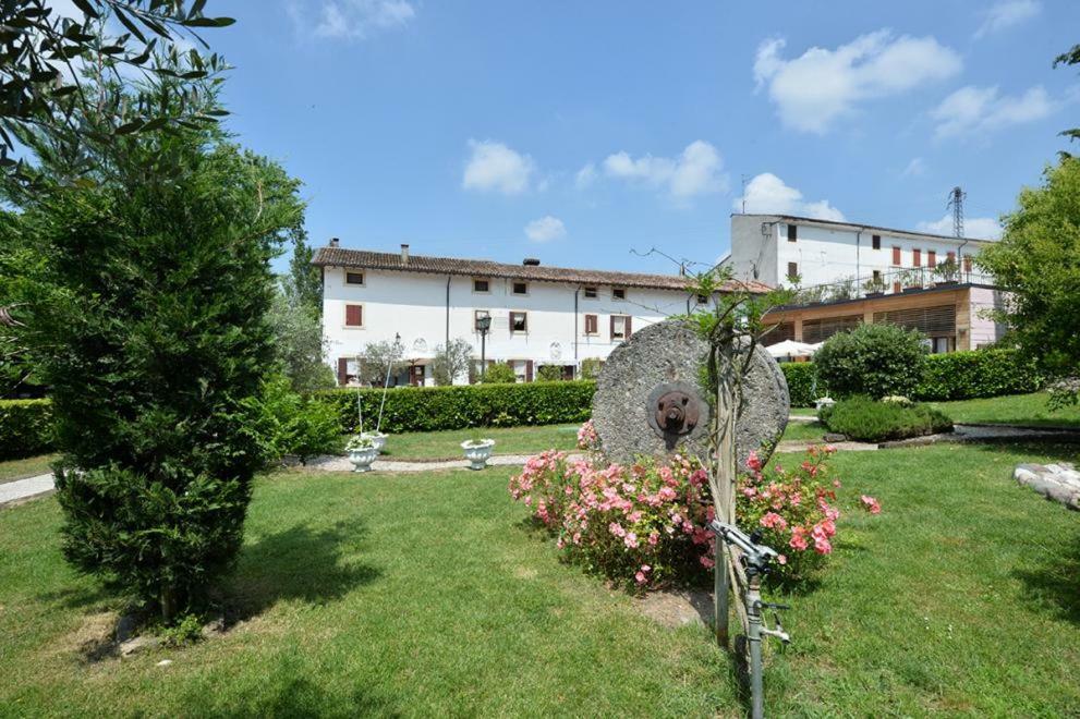Resort La Mola Sommacampagna Exterior foto
